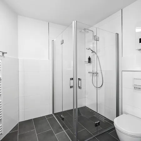 Limehome Bahlenstr Apartman