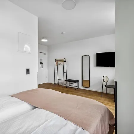 Limehome Bahlenstr Lägenhet