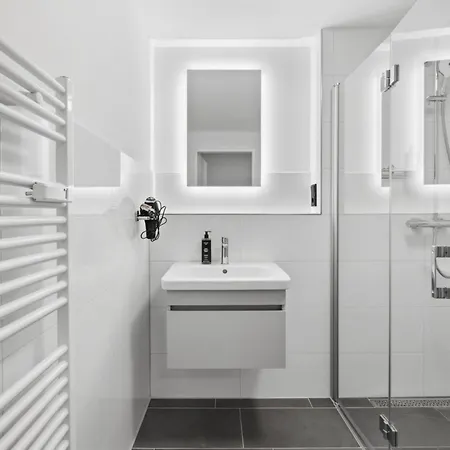 Limehome Bahlenstr *