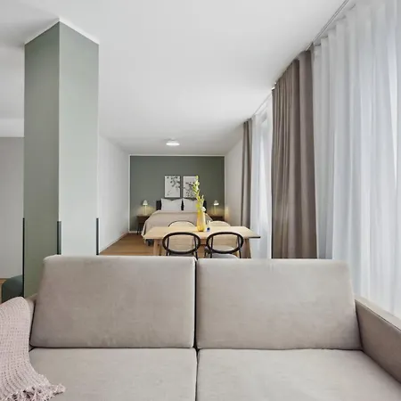 Apartment Limehome Bahlenstr