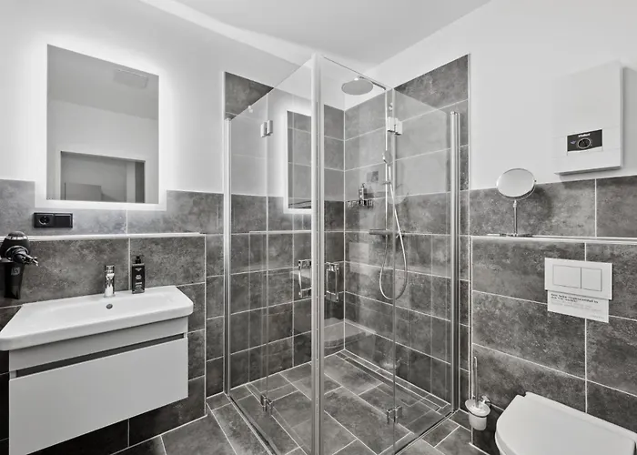 Limehome Bahlenstr *